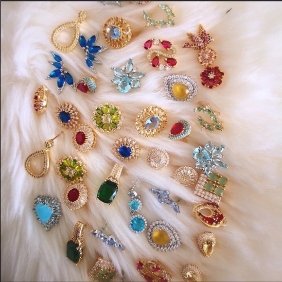 shepee Jewelry - 18K GP red Cz earrings